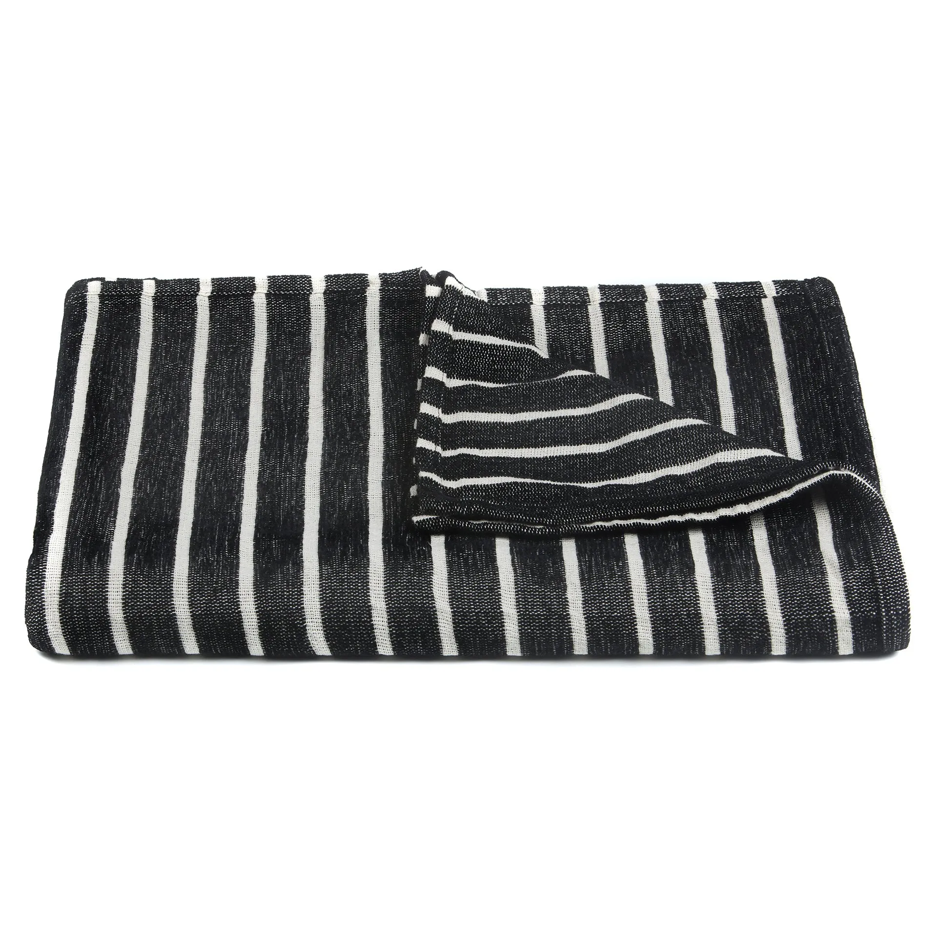 Aria Throw
