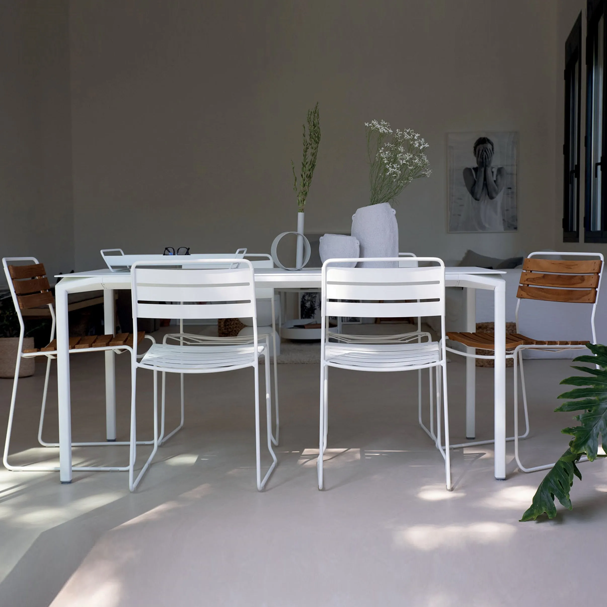 Calvi Dining Table