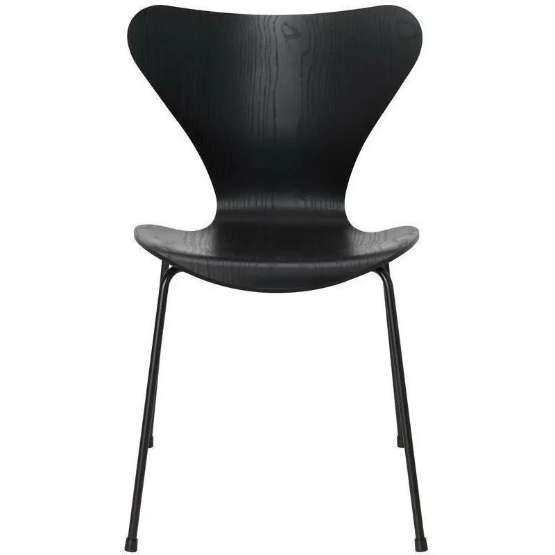Fritz Hansen Series 7 Chair Dyed Ash Black Shell, Black Base