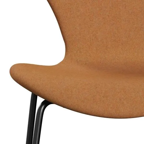Fritz Hansen Series 7™ Chair Full Upholstery, Black/Divina Md Carrot