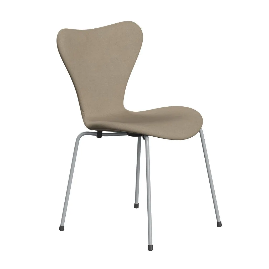 Fritz Hansen Series 7™ Chair Full Upholstery, Silver Grey/Divina Light Beige