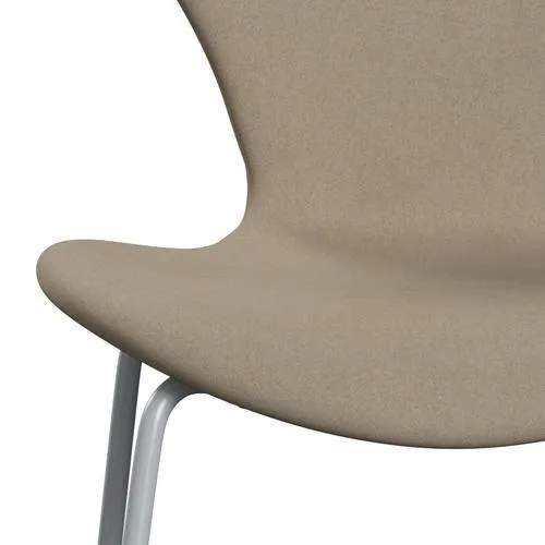 Fritz Hansen Series 7™ Chair Full Upholstery, Silver Grey/Divina Light Beige