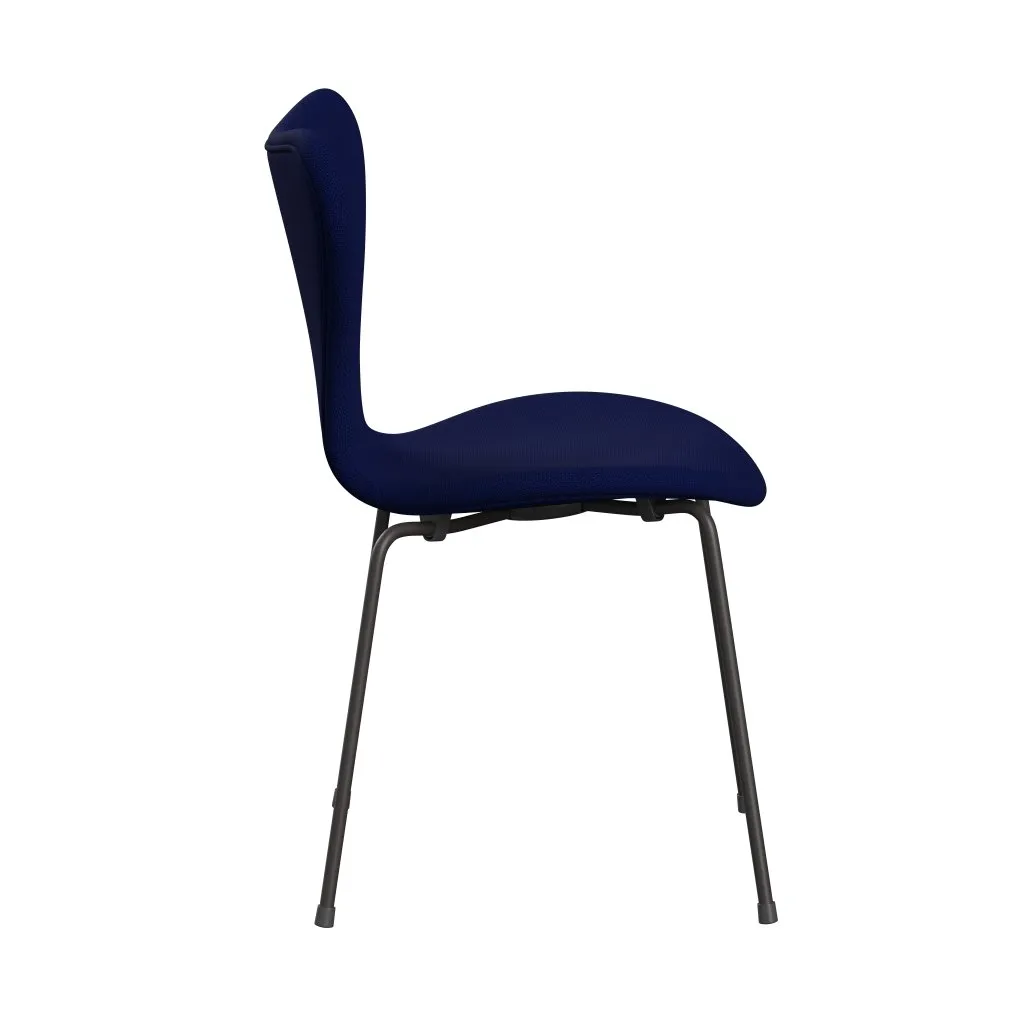 Fritz Hansen Series 7™ Chair Full Upholstery, Warm Graphite/Hallingdal Dark Blue