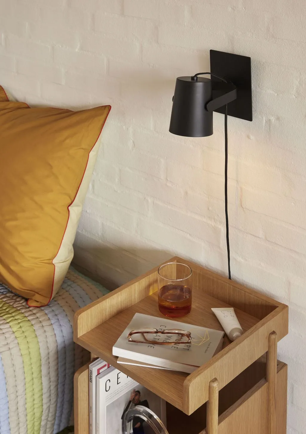 Hbsch Ardent Wall Lamp, Light Grey