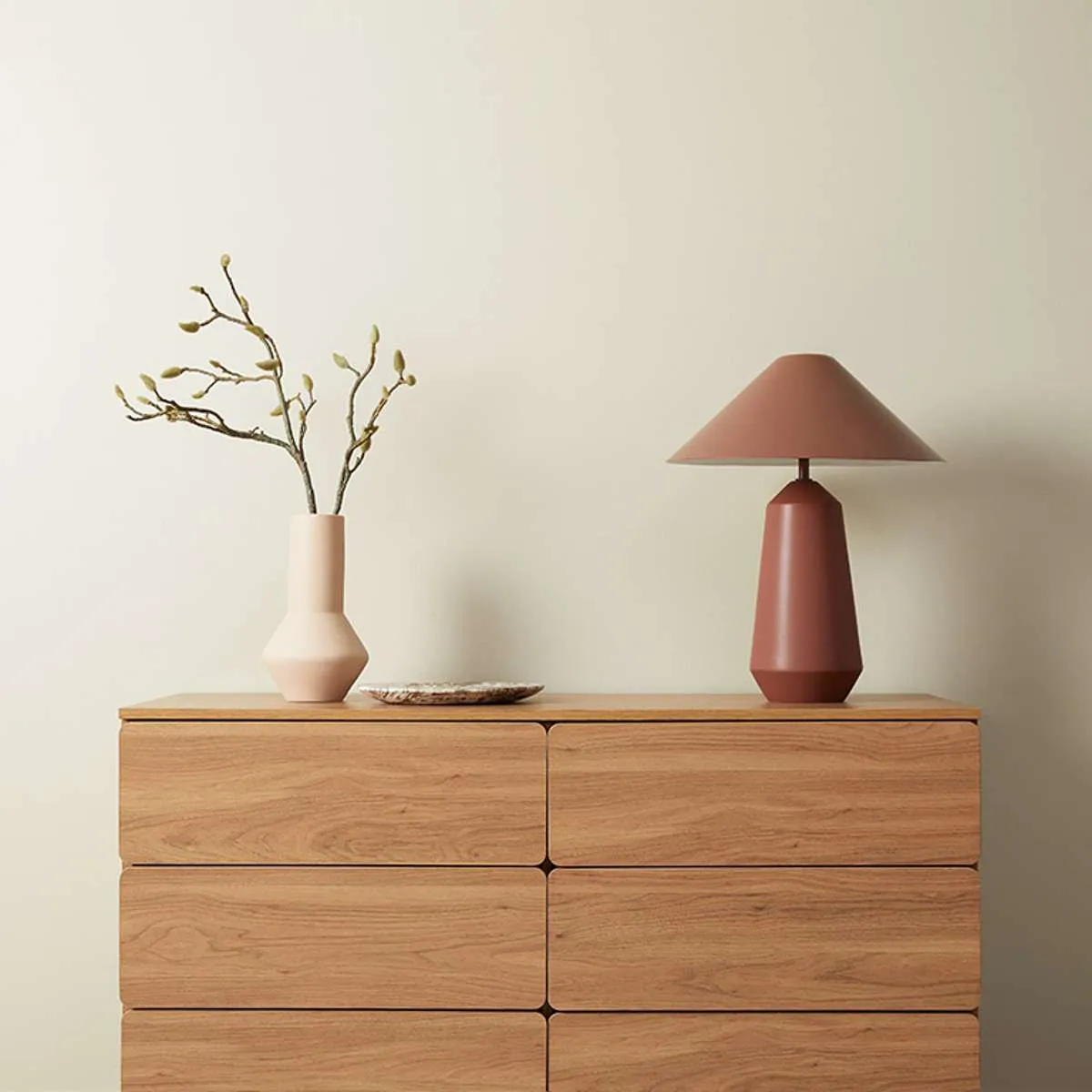 Leeroy Six Drawer - Hazelnut Mocka