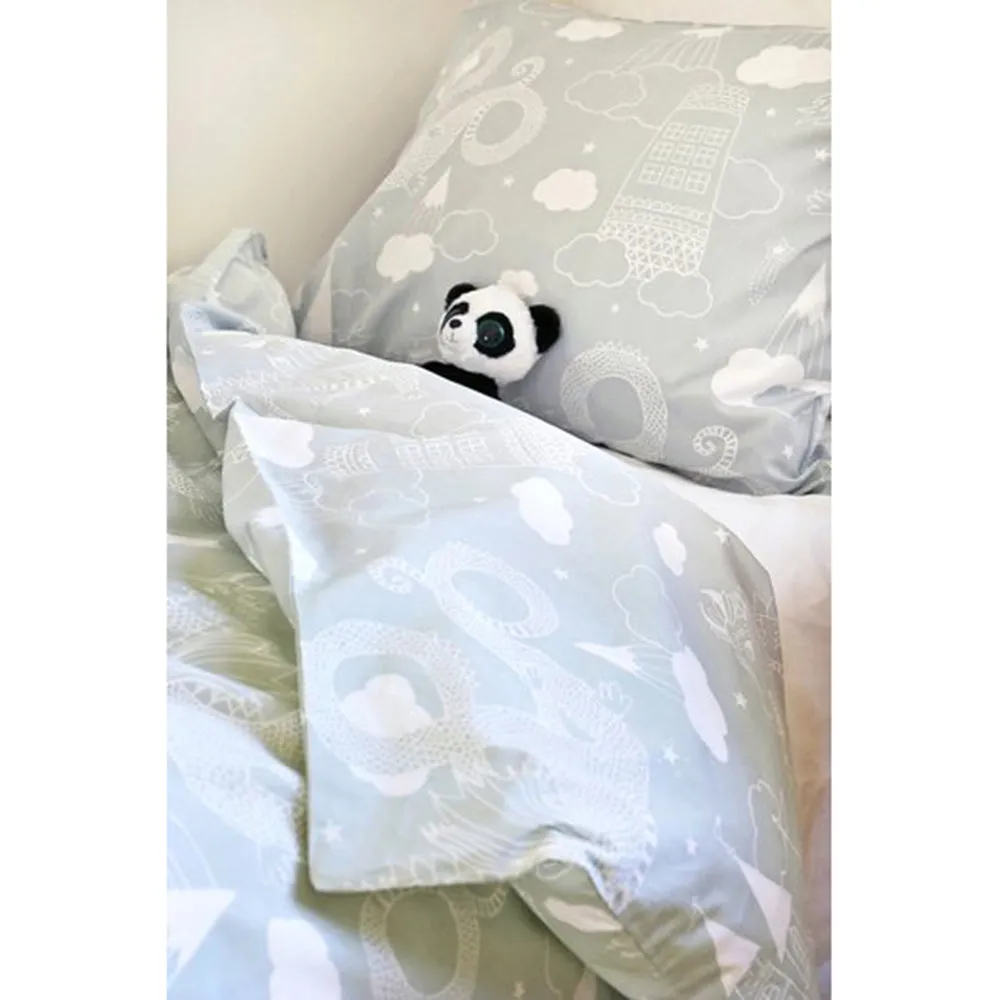Majvillan Bedlinen Set Crib Dragon Sky Grey