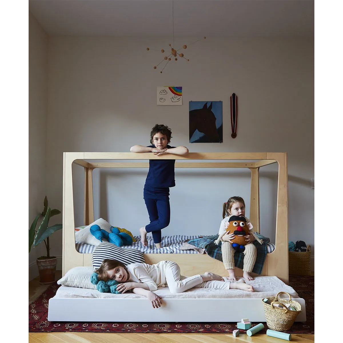 Oeuf Perch Nest Bed