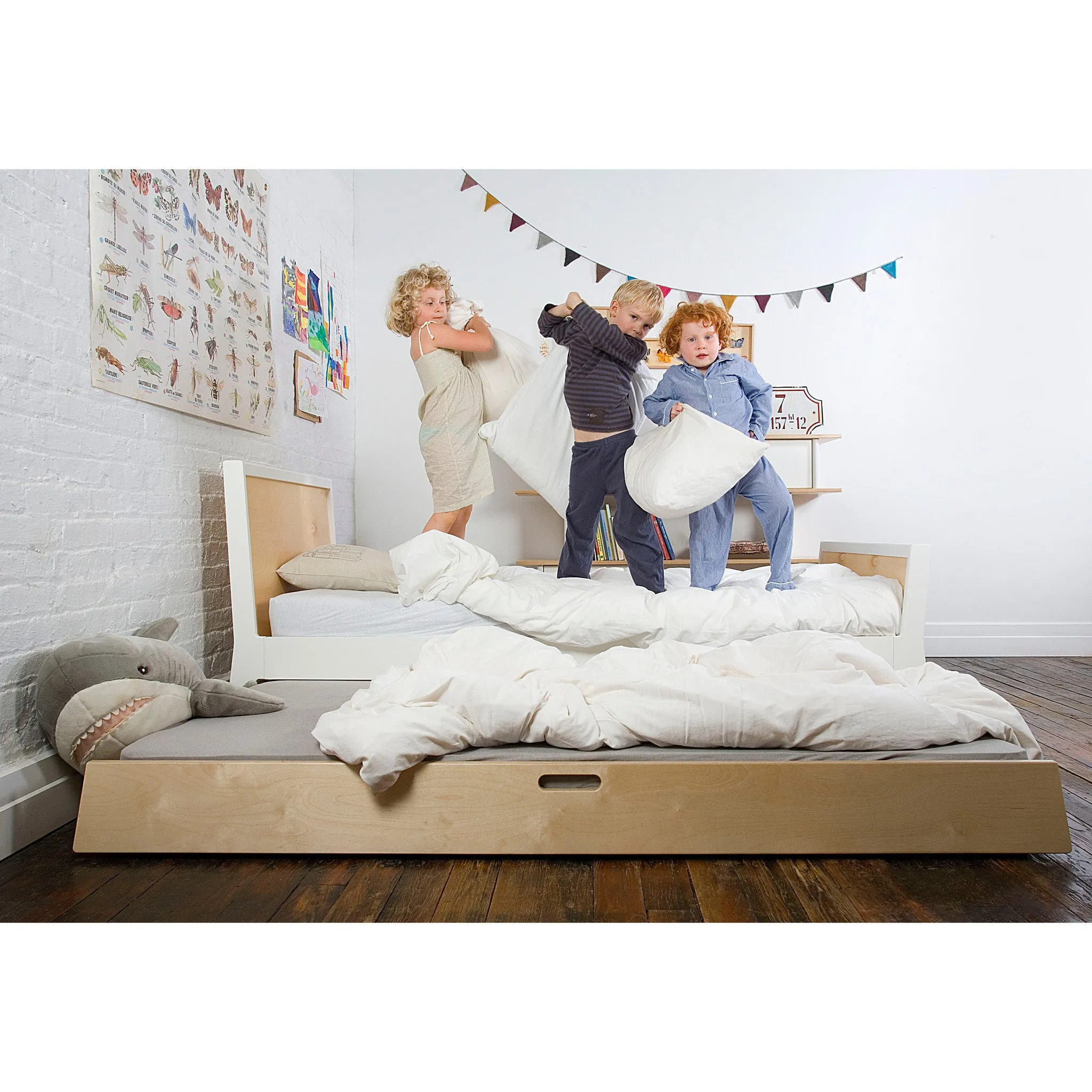 Oeuf Sparrow Trundle Bed Birch