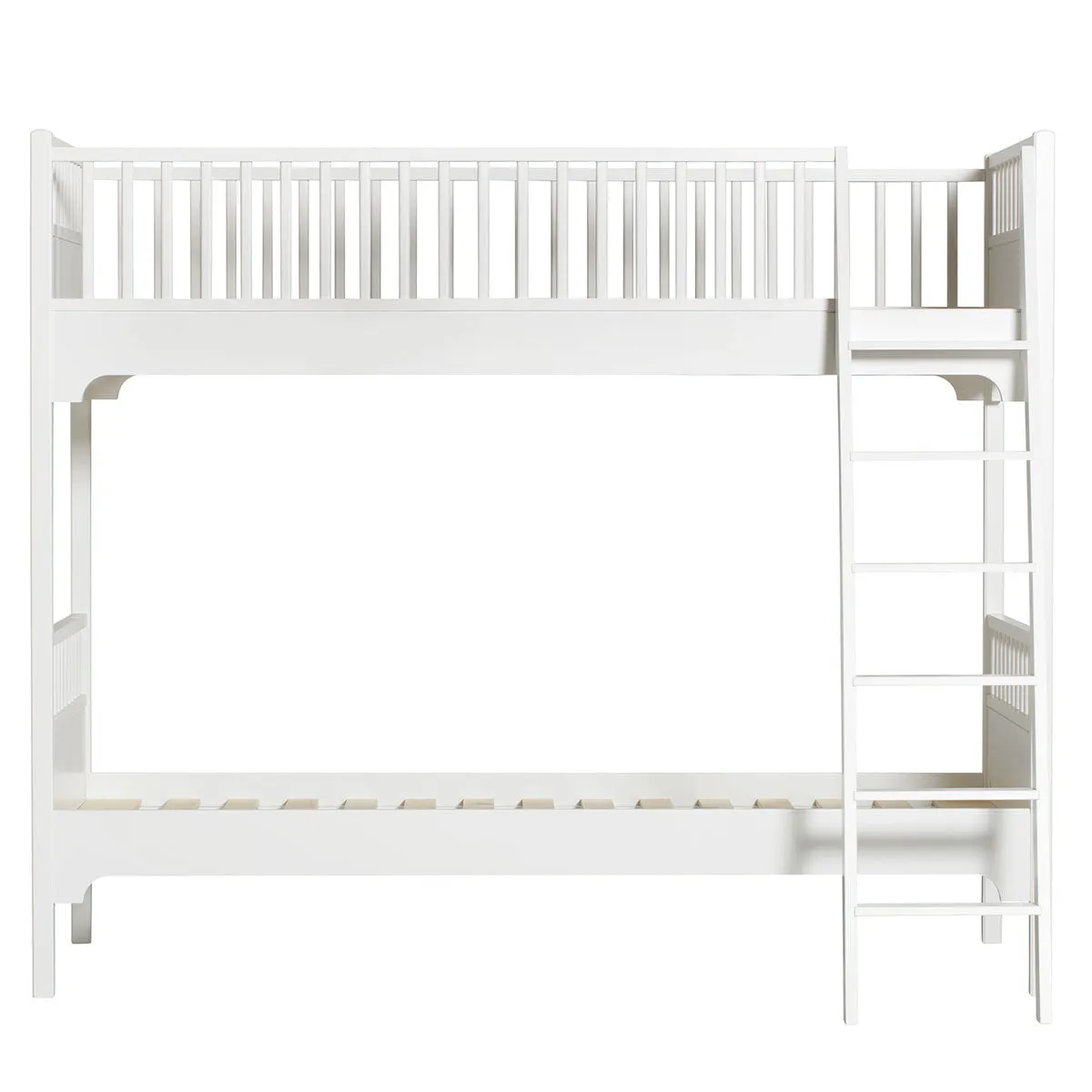 Oliver Furniture Seaside Bunk Bed with Slant Ladder (Pre-Order; Est. Delivery in 6-10 Weeks)