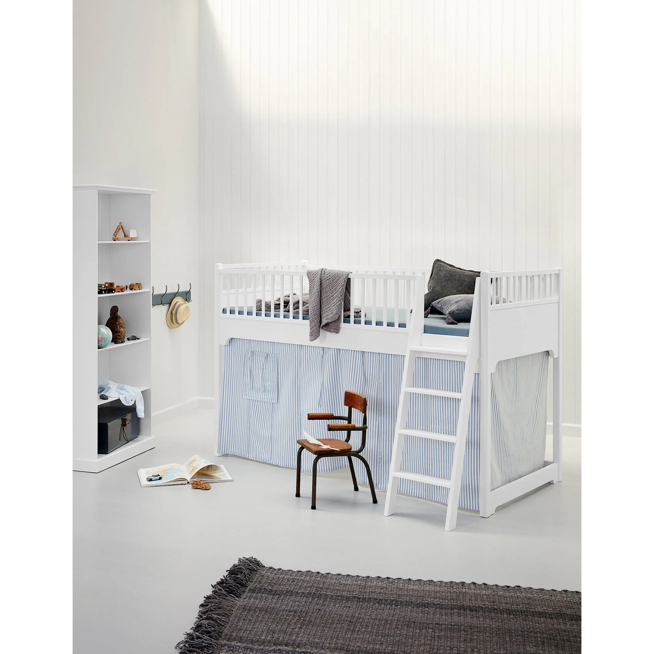 Oliver Furniture Seaside Classic Low Loft Bed (Pre-Order; Est. Delivery in 6-10 Weeks)