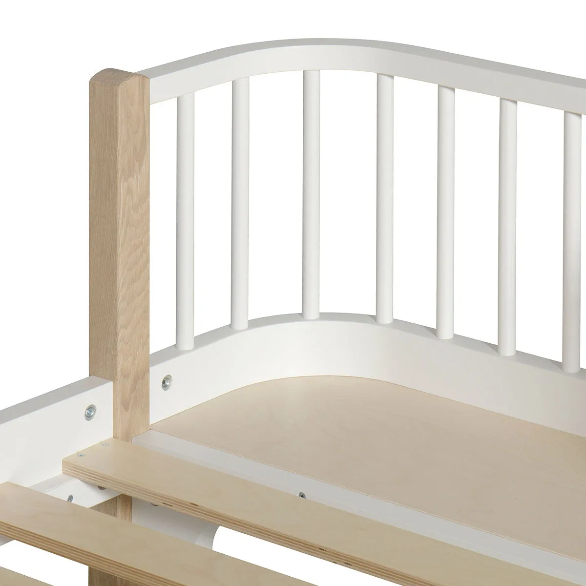Oliver Furniture Wood Bed White/Oak