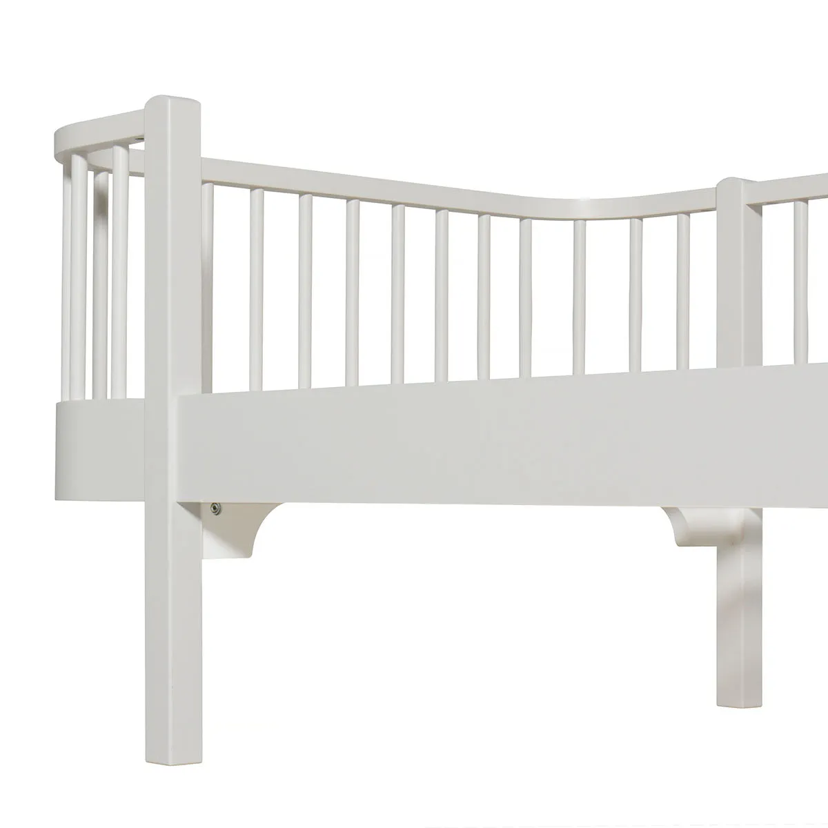 Oliver Furniture Wood Day Bed White