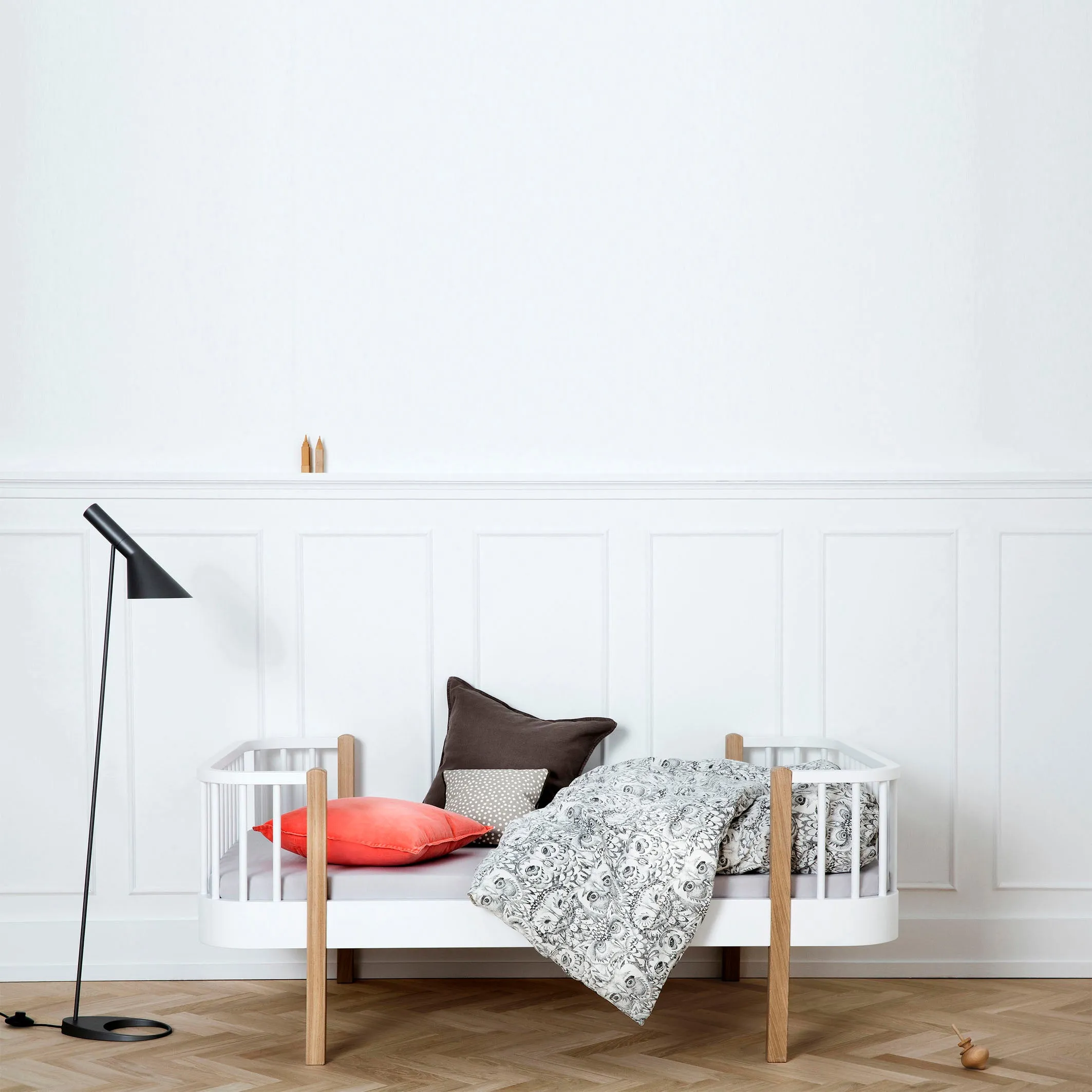 Oliver Furniture Wood Junior Bed White (Pre-Order; Est. Delivery in 6-10 Weeks)