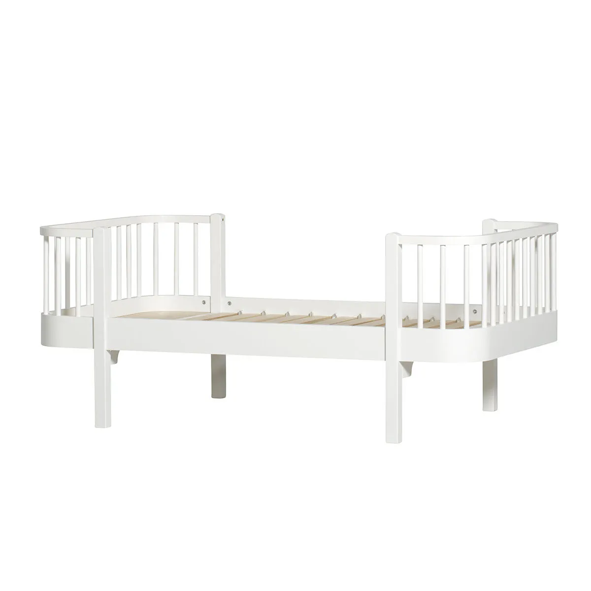 Oliver Furniture Wood Junior Bed White (Pre-Order; Est. Delivery in 6-10 Weeks)