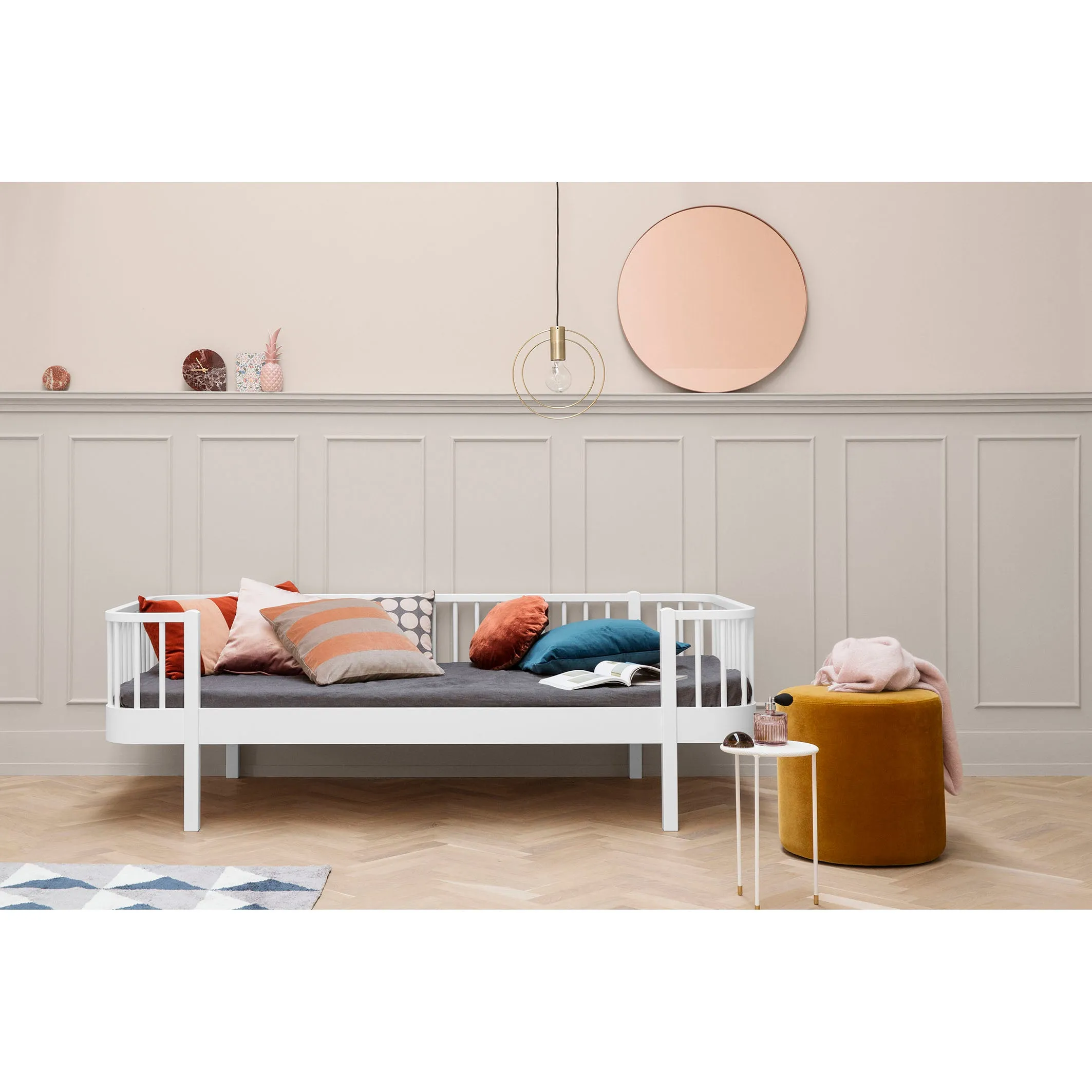 Oliver Furniture Wood Junior Day Bed White (Pre-Order; Est. Delivery in 6-10 Weeks)
