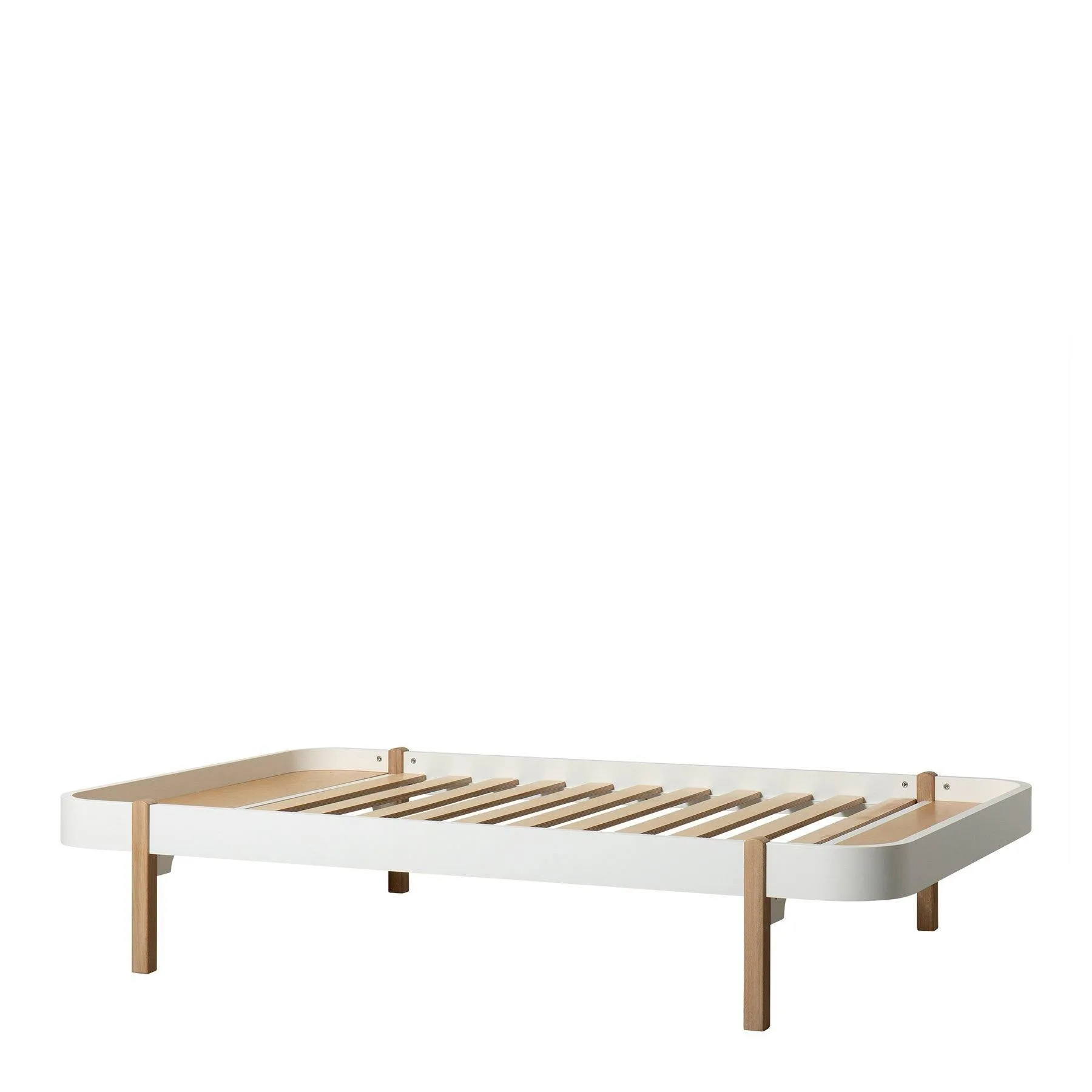 Oliver Furniture Wood Lounger Bed 120 - White / Oak