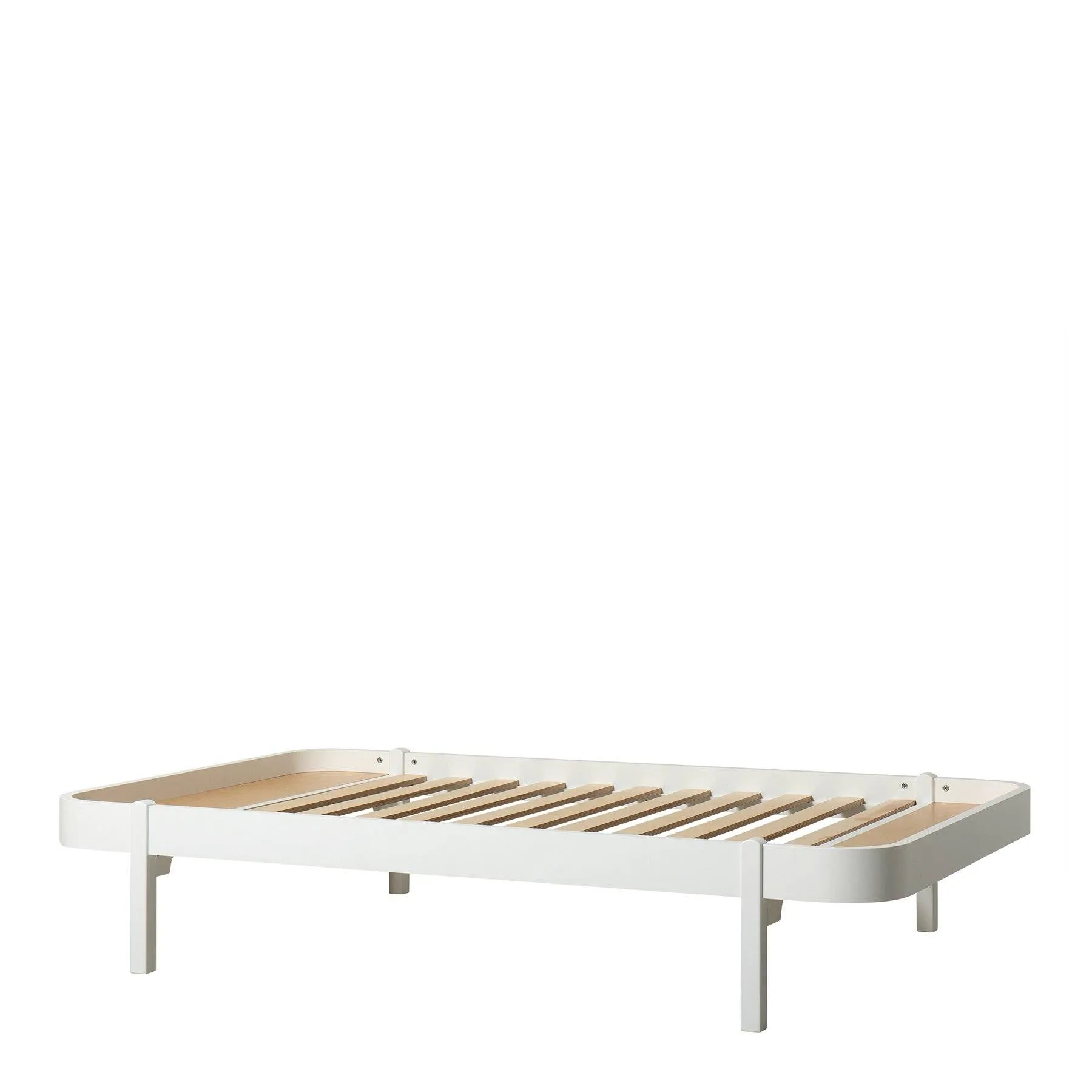Oliver Furniture Wood Lounger Bed 120 - White (Pre-Order; Est. Delivery in 6-10 Weeks)