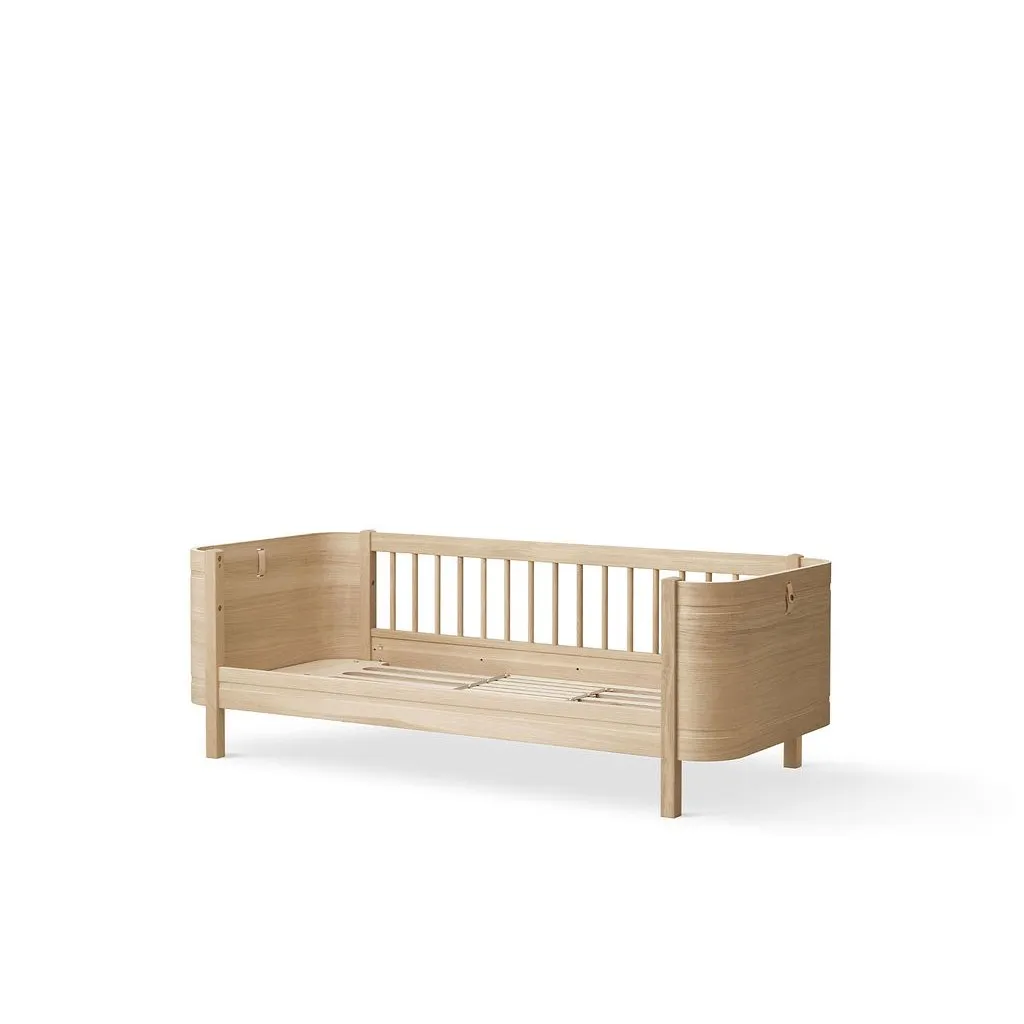 Oliver Furniture Wood Mini  Junior Bed Oak