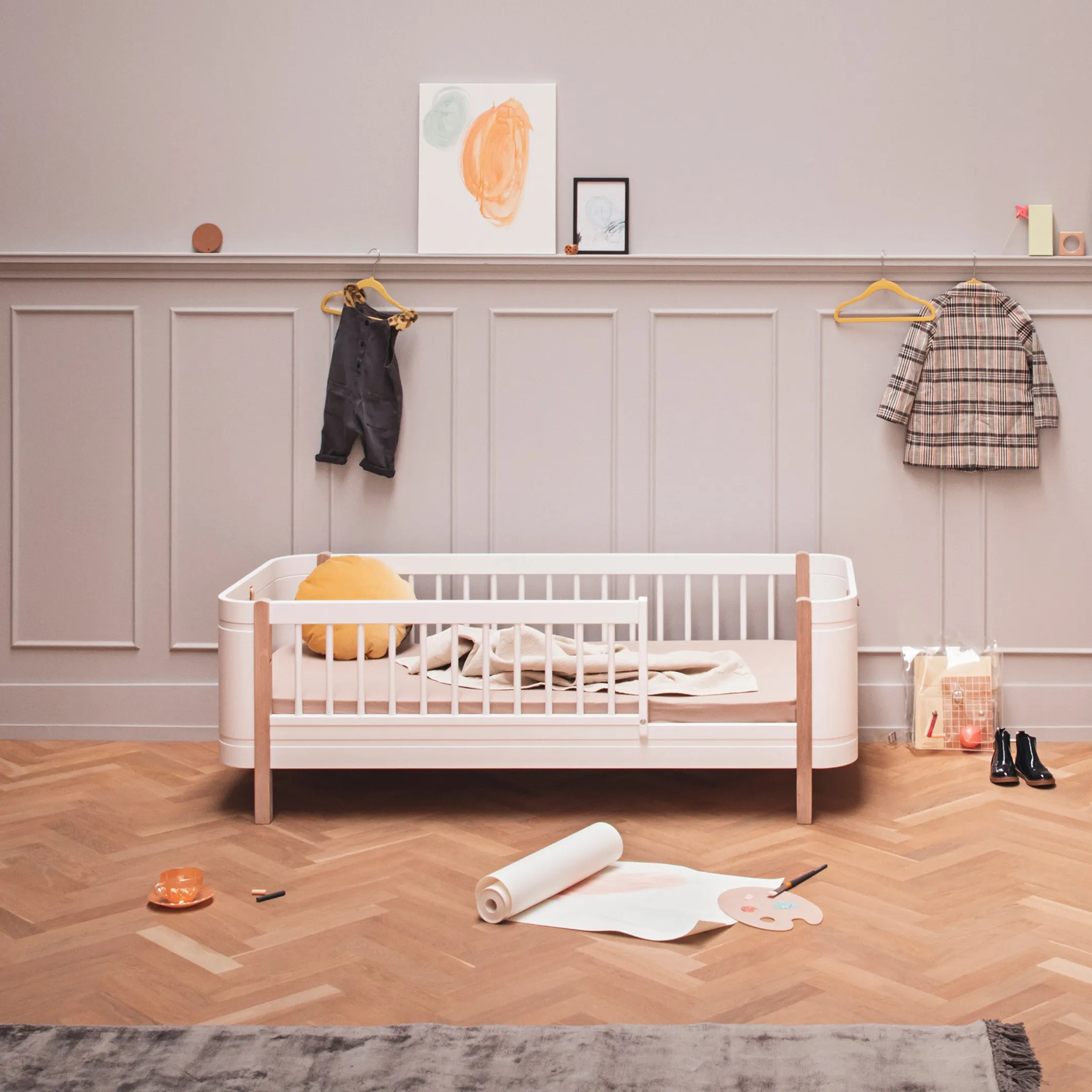 Oliver Furniture Wood Mini  Junior Bed White/Oak
