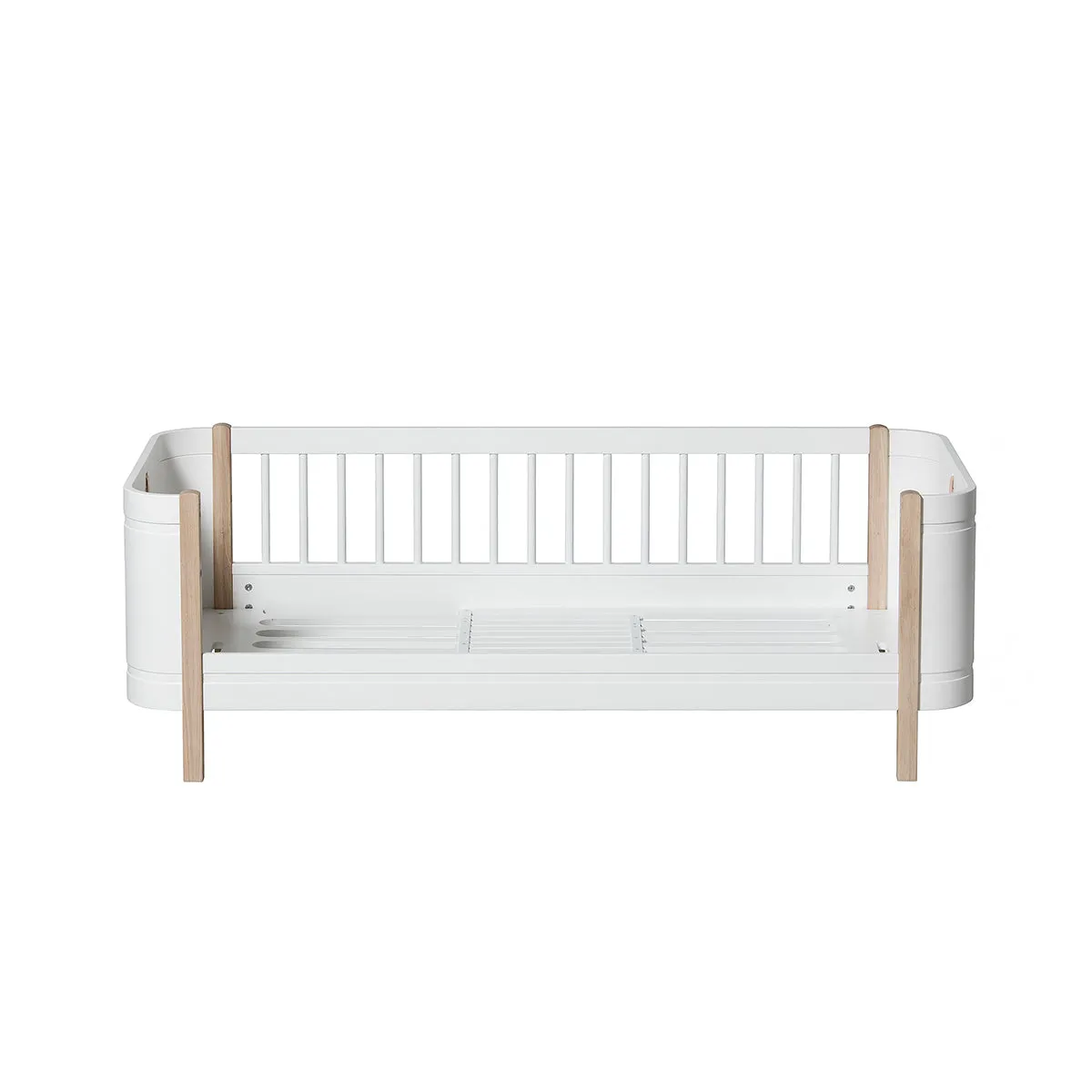 Oliver Furniture Wood Mini  Junior Bed White/Oak