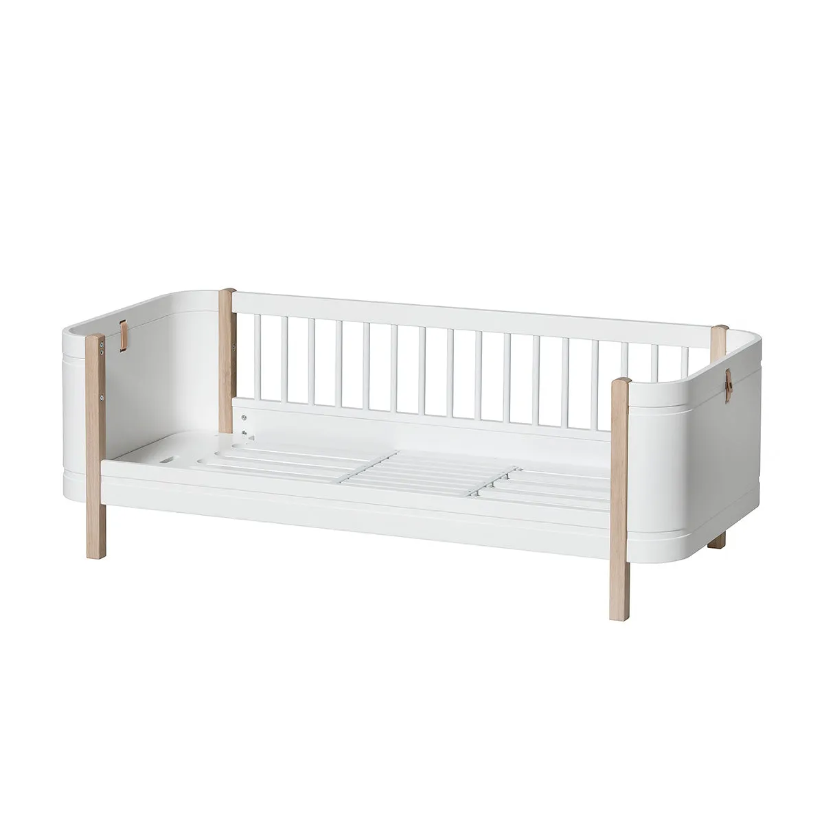 Oliver Furniture Wood Mini  Junior Bed White/Oak