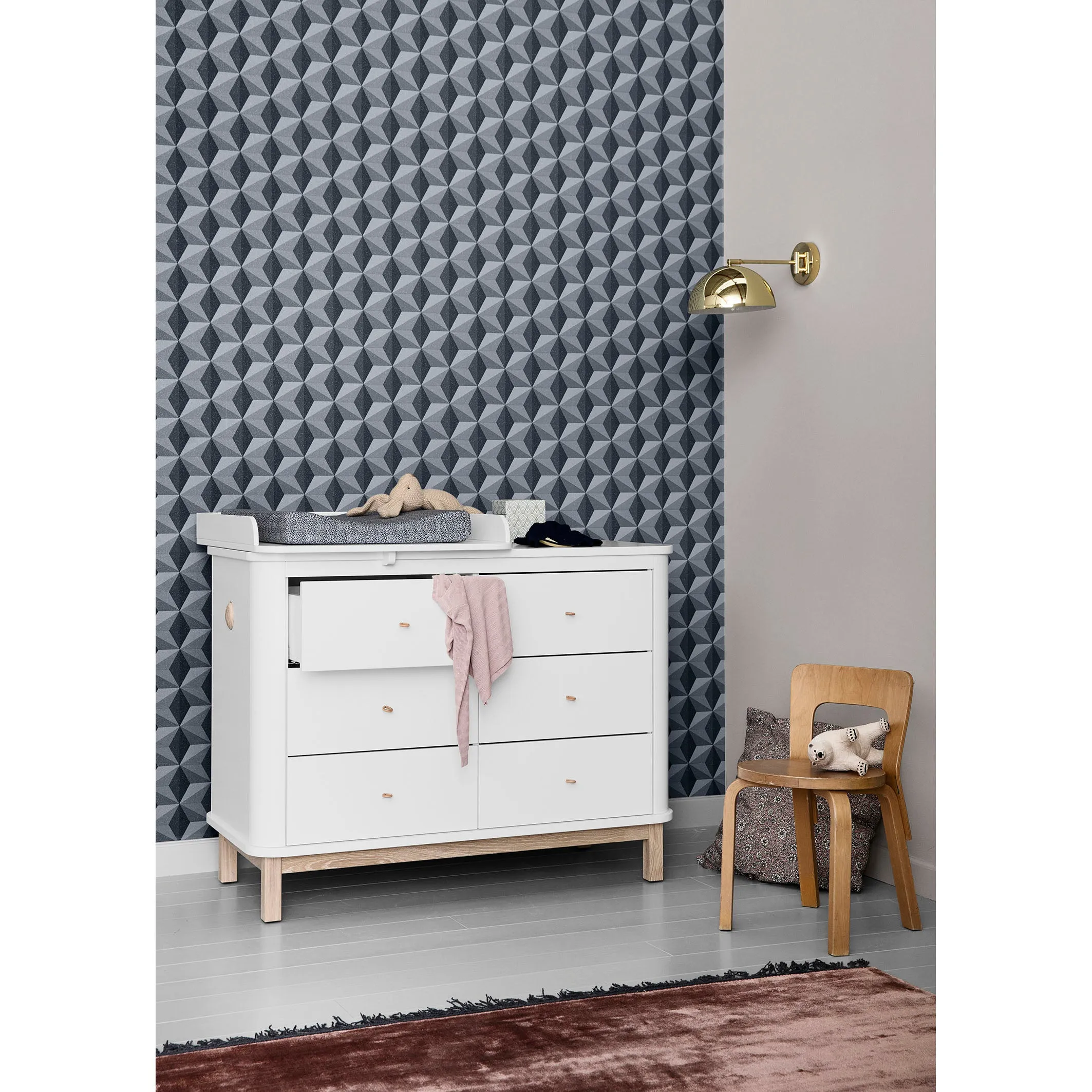Oliver Furniture Wood Nursery Plate Small White for Wood Dresser 6 Drawers (Pre-Order; Est. Delivery in 6-10 Weeks)