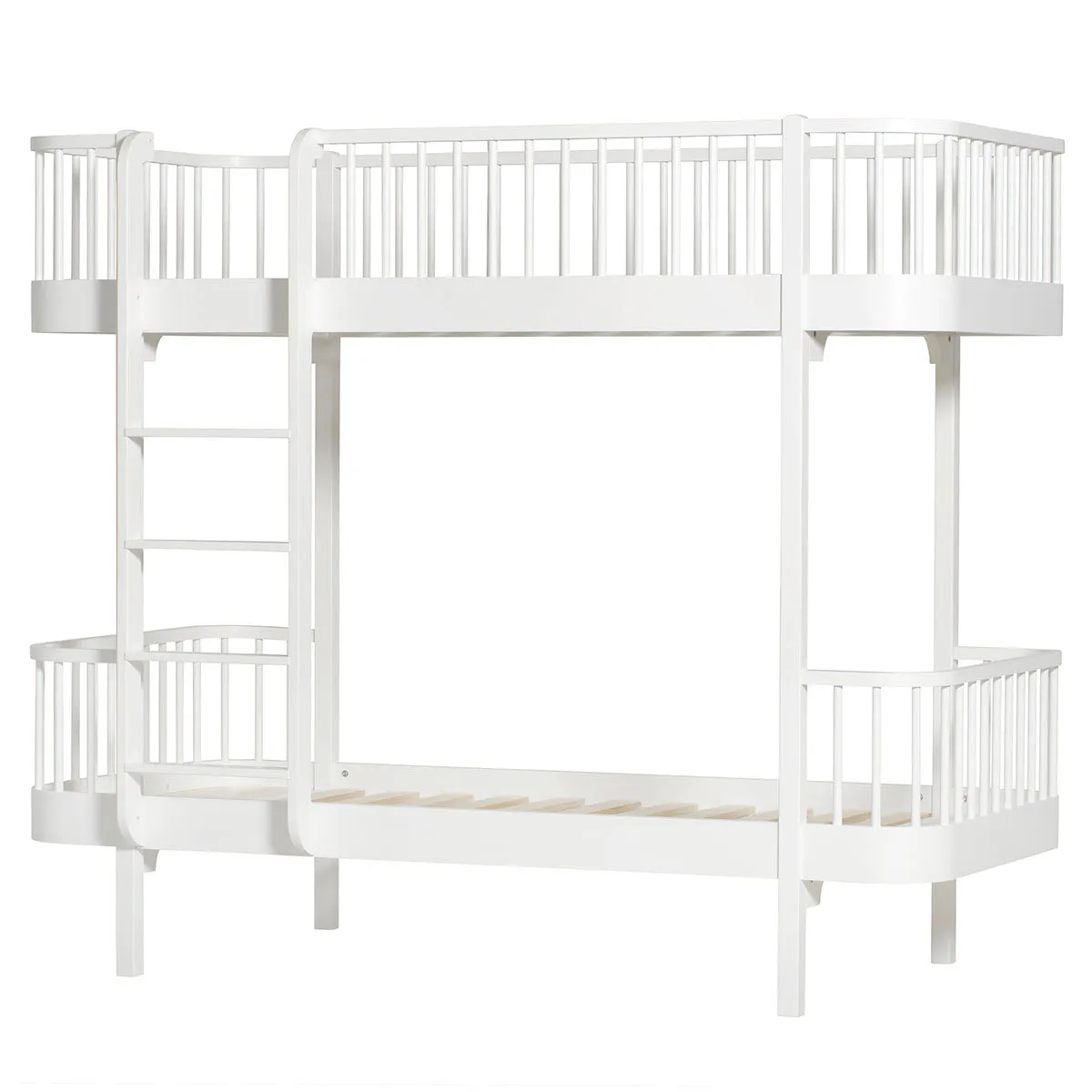 Oliver Furniture Wood Original Bunk Bed Ladder Front White (Pre-Order; Est. Delivery in 6-10 Weeks)