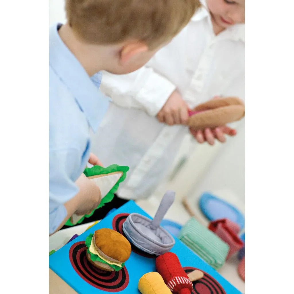 Oskar and Ellen Bon Appetit BBQ Cooking Set