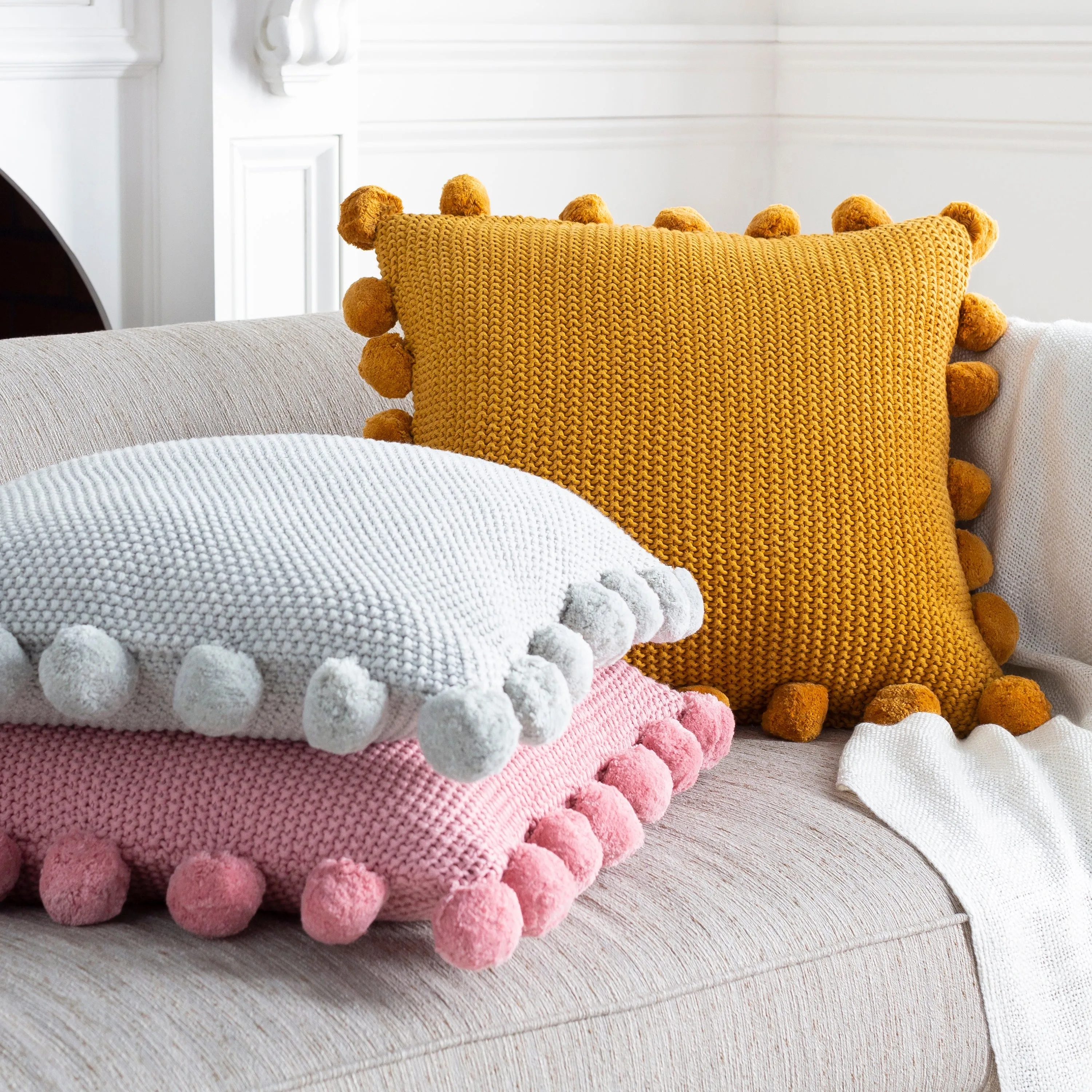 Pomtastic Pillow