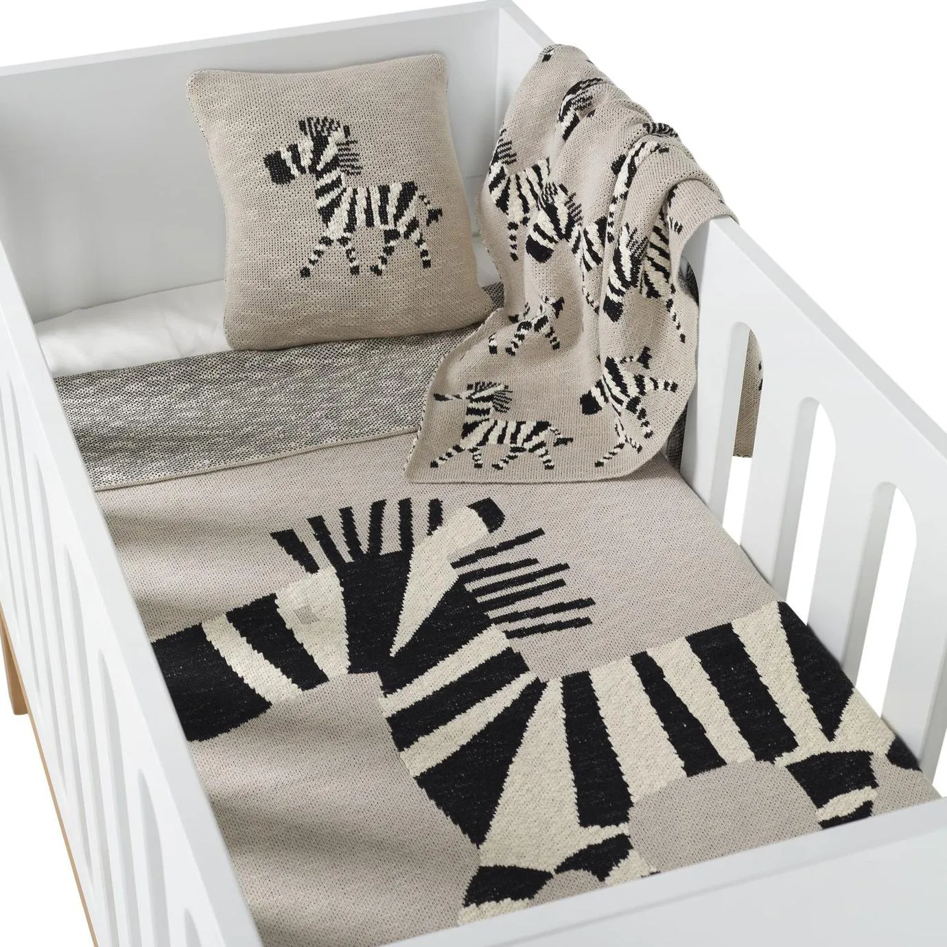 Quax Knitted Blanket - Zebra - 100x160cm