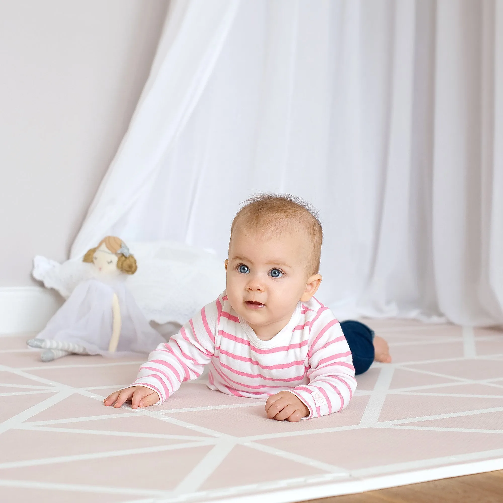 Toddlekind Prettier Puzzle Playmat Nordic Vintage Nude 120x180cm - 6 Tiles & 12 Edging Borders